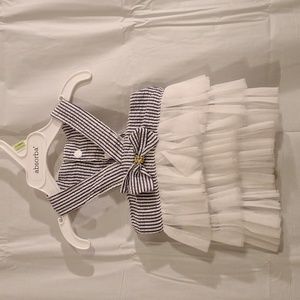 Pet Dress. Size Med.